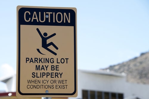 Parking Lot Slip and Fall Attorney in South Carolina | Avoid Hazards